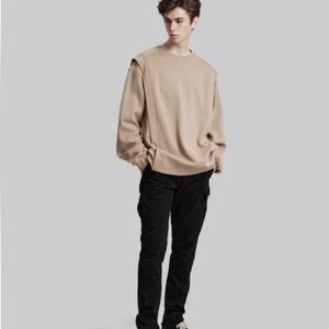 DEPT‎ ANONYM •  Expandable Camel Sweatshirt